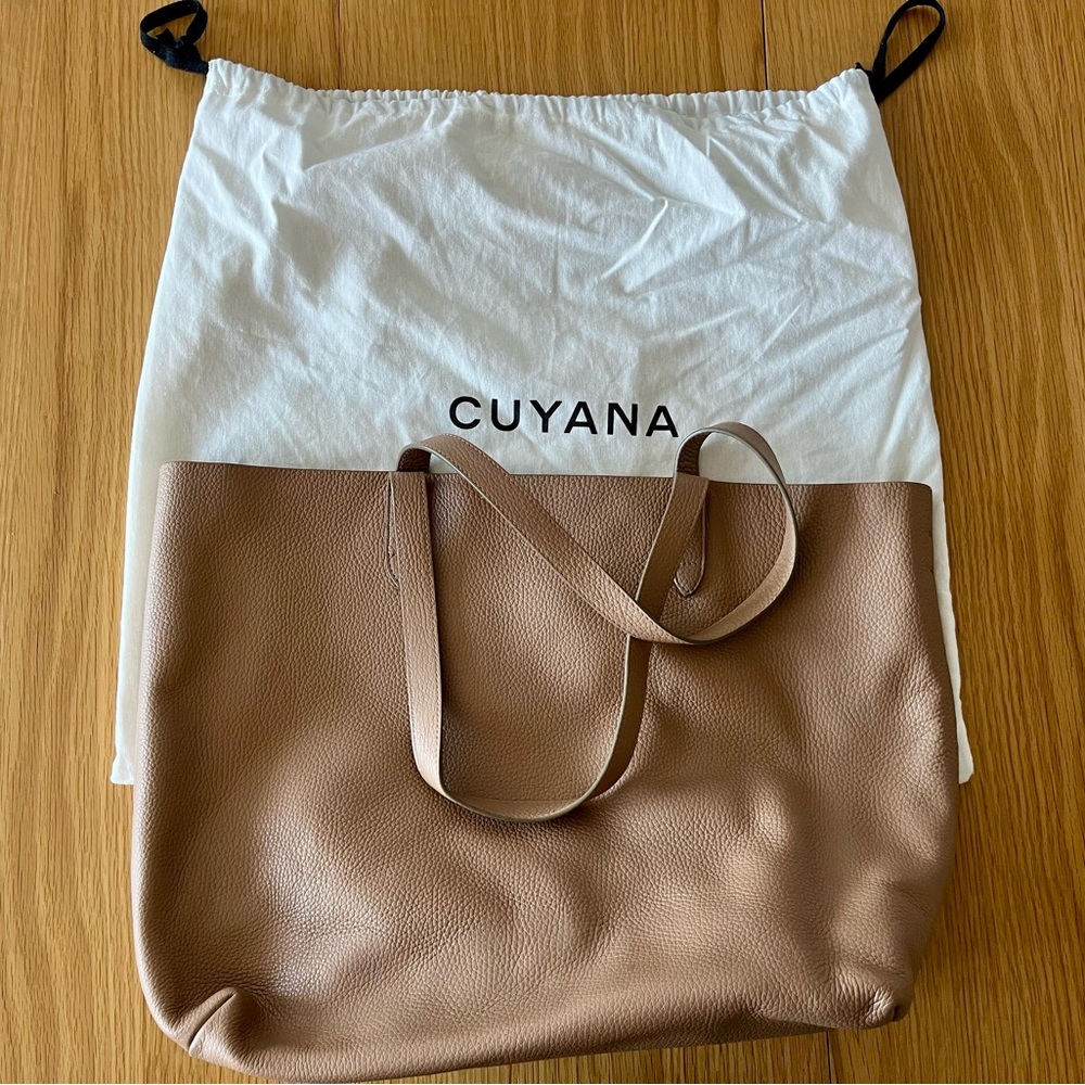 Cuyana Classic Structured Leather Tote